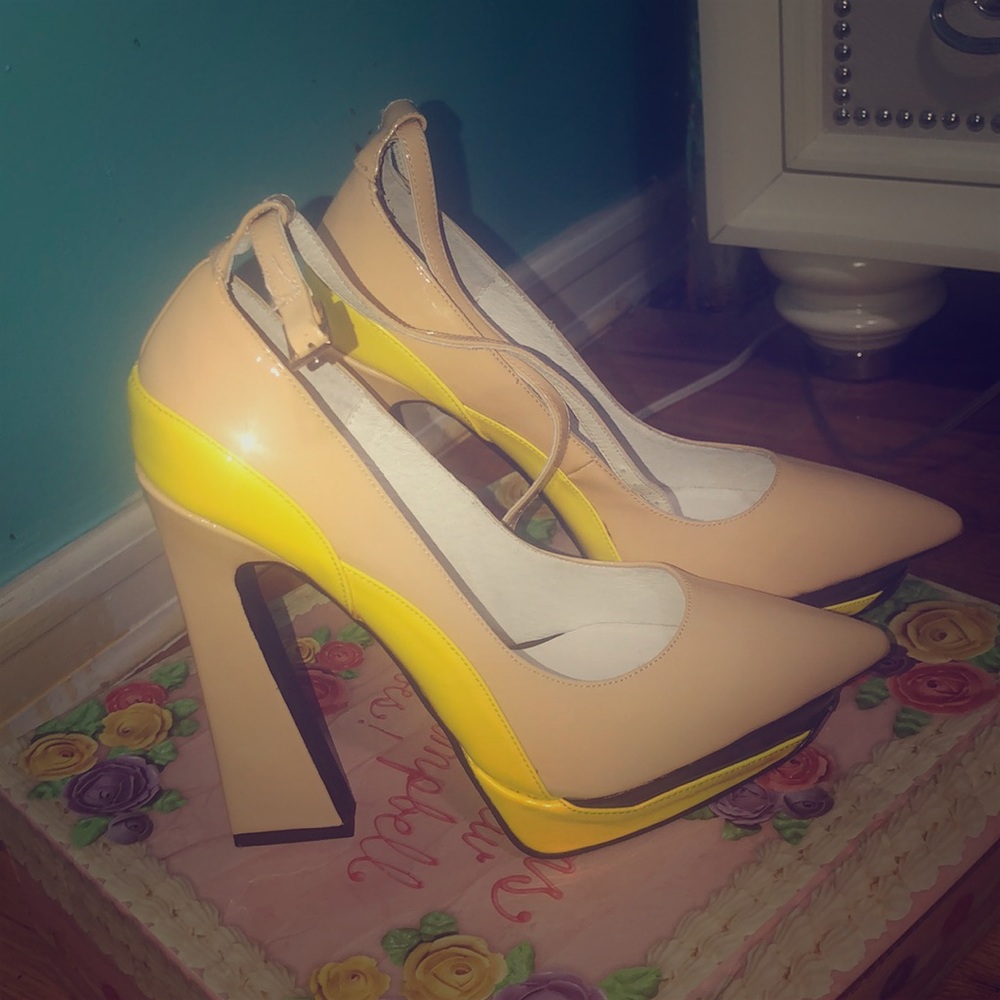 Beautiful Unique Jeffery Campbell Power Cut Heels